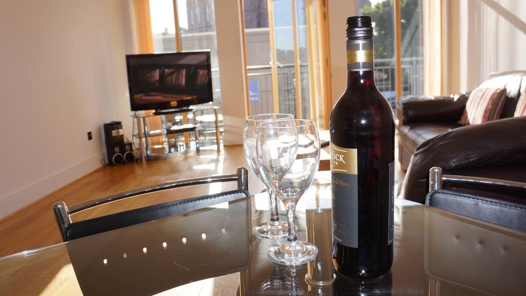 Apartment 306 By The Bridge Инвернесс Экстерьер фото